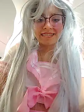 VioletxBloom online show from 11-30-25, 07:34