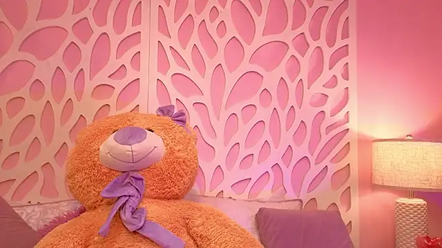 VioletxBloom online show from 02-20-26, 08:31