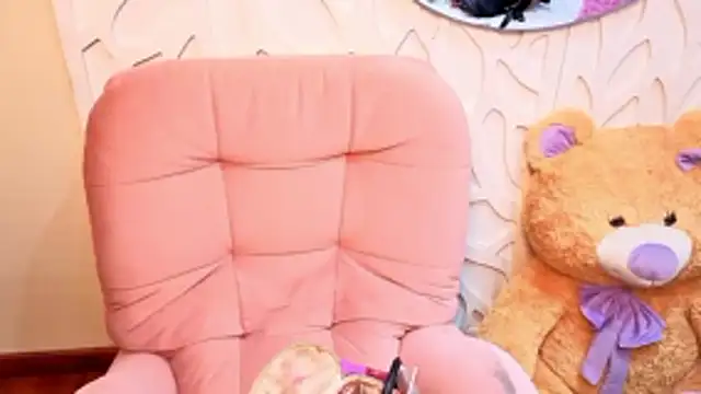 VioletxBloom online show from 04-15-26, 02:02