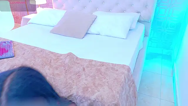 Samanta Isel online show from 02-17-26, 03:03