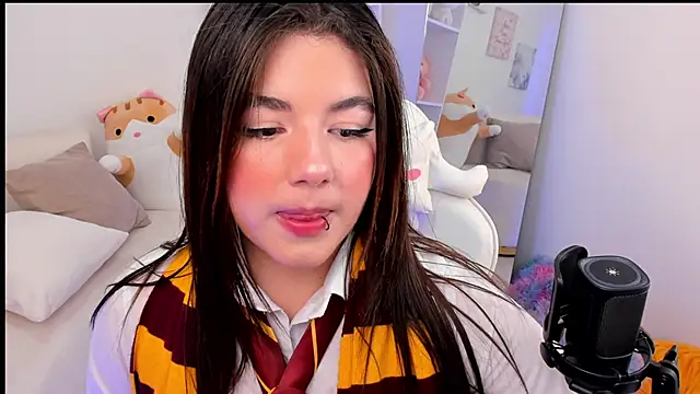 dolce antonellaa online show from 10-26-25, 01:00