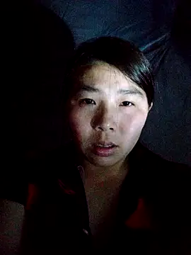 quynhkoolbae online show from 11-13-25, 02:49