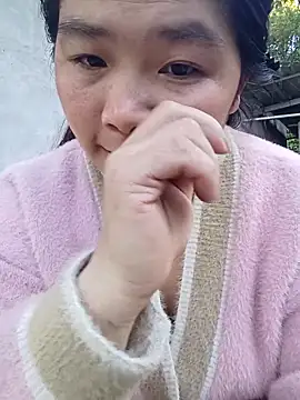 quynhkoolbae online show from 05-14-26, 12:28