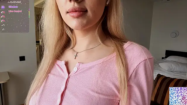 Snapshot of DestinyTurner chatting on 11-16-25, 07:14 DestinyTurner online show from 11-16-25, 07:14