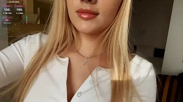 Snapshot of DestinyTurner chatting on 11-23-25, 07:08 DestinyTurner online show from 11-23-25, 07:08