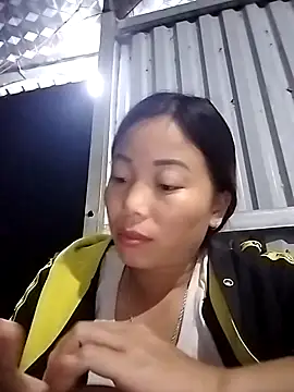 Annaacutee online show from 10-27-25, 12:09