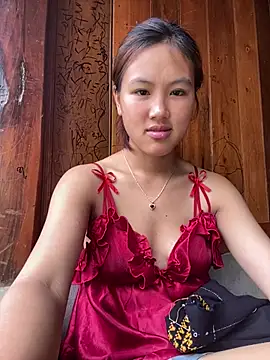 Snapshot of May_nhi chatting on 06-24-26, 01:48 May nhi online show from 06-24-26, 01:48