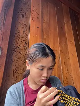 Snapshot of May_nhi chatting on 07-02-26, 03:23 May nhi online show from 07-02-26, 03:23