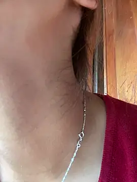 Snapshot of May_nhi chatting on 07-19-26, 04:05 May nhi online show from 07-19-26, 04:05
