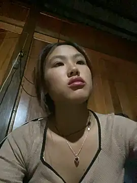 Snapshot of May_nhi chatting on 07-29-26, 03:21 May nhi online show from 07-29-26, 03:21