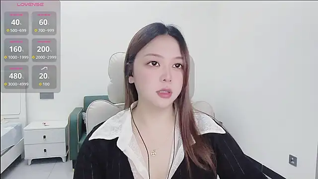 Lcey 66 online show from 10-14-25, 02:18