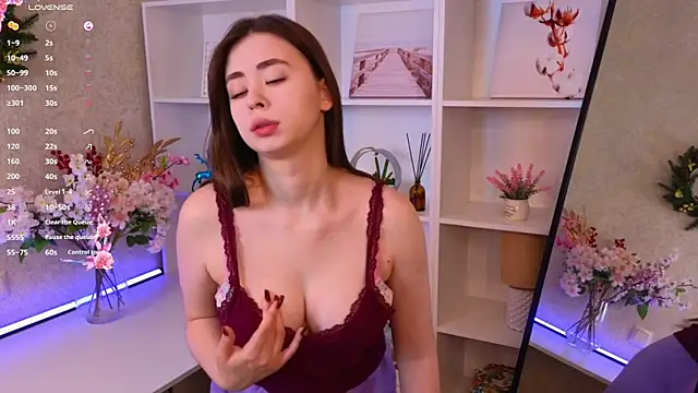 TraciMyntti online show from 01-12-26, 01:22