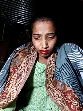 Snapshot of Pinki_thakur_1 chatting on 12-13-25, 07:53 Pinki thakur 1 online show from 12-13-25, 07:53