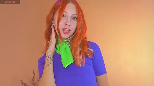 Snapshot of Venelopa chatting on 09-21-25, 03:24 Venelopa online show from 09-21-25, 03:24