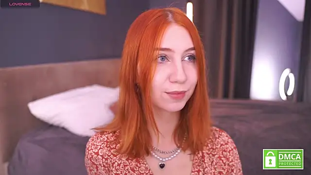 Snapshot of Venelopa chatting on 12-03-25, 12:14 Venelopa online show from 12-03-25, 12:14