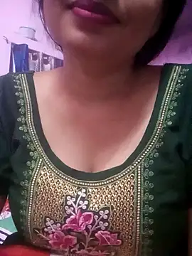 Snapshot of TINASONI chatting on 09-21-25, 03:19 TINASONI online show from 09-21-25, 03:19