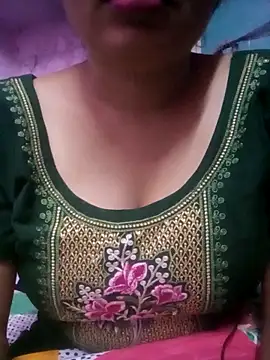 Snapshot of TINASONI chatting on 09-23-25, 03:48 TINASONI online show from 09-23-25, 03:48