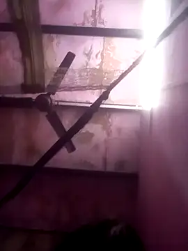 Snapshot of TINASONI chatting on 11-06-25, 01:39 TINASONI online show from 11-06-25, 01:39