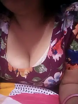 Snapshot of TINASONI chatting on 11-19-25, 09:59 TINASONI online show from 11-19-25, 09:59