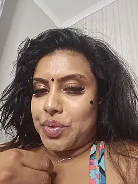 Indian GlowingMiax online show from 10-29-25, 06:20