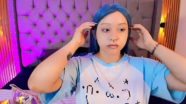 Suxan White  online show from 03-25-26, 12:55