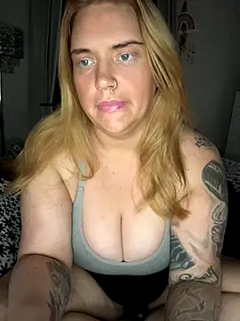 MysteriousMylaX online show from 10-30-25, 09:48