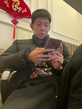 linh21107 online show from 04-17-26, 02:31