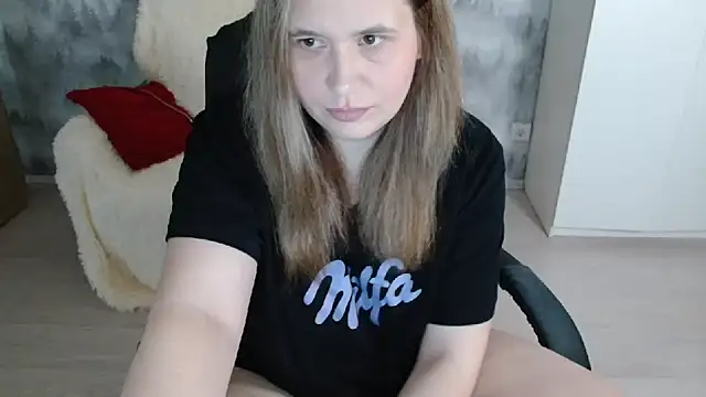 AdelinaLawson online show from 04-07-26, 05:30