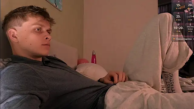 Snapshot of TalkingHead_0_ chatting on 10-03-25, 10:01 TalkingHead 0 online show from 10-03-25, 10:01