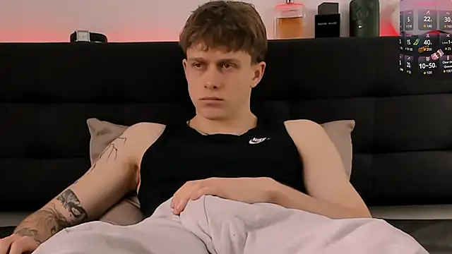 Snapshot of TalkingHead_0_ chatting on 02-21-26, 12:28 TalkingHead 0 online show from 02-21-26, 12:28