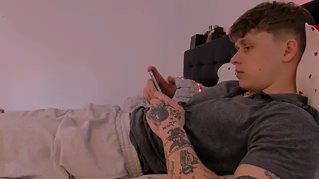 Snapshot of TalkingHead_0_ chatting on 03-14-26, 09:48 TalkingHead 0 online show from 03-14-26, 09:48