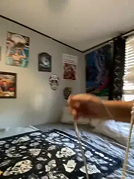 Snapshot of lillylooney chatting on 10-01-25, 03:07 lillylooney online show from 10-01-25, 03:07