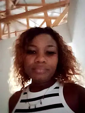 Snapshot of Lauren_007 chatting on 01-15-26, 01:16 Lauren 007 online show from 01-15-26, 01:16