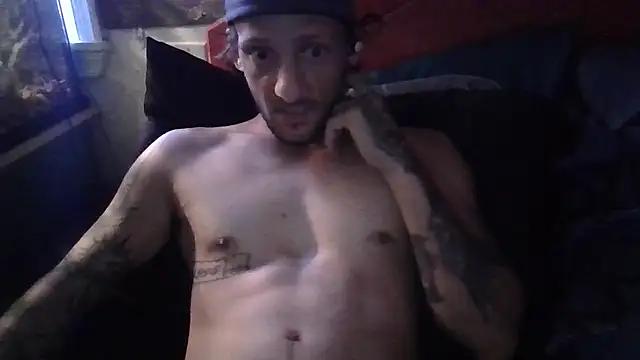 Snapshot of longdme33 chatting on 10-03-25, 07:22 longdme33 online show from 10-03-25, 07:22