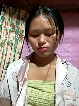 milo bae online show from 12-21-25, 03:24