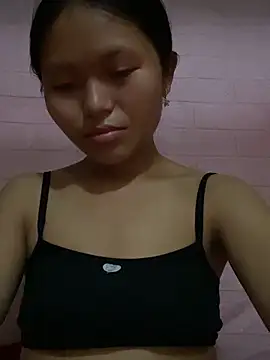 Snapshot of milo_bae chatting on 04-25-26, 11:13 milo bae online show from 04-25-26, 11:13