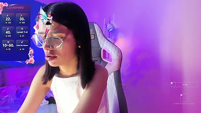 Lana Dreams  online show from 11-21-25, 10:41