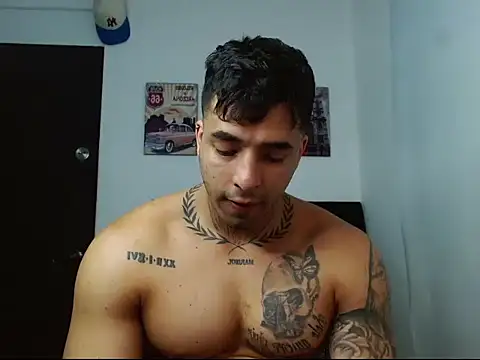 Snapshot of ragnar_phoenix chatting on 10-21-25, 07:36 ragnar phoenix online show from 10-21-25, 07:36