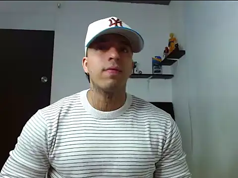 Snapshot of ragnar_phoenix chatting on 12-01-25, 10:04 ragnar phoenix online show from 12-01-25, 10:04