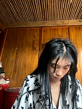 EmLy02 online show from 09-09-25, 04:34