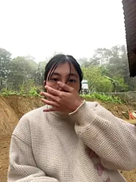 Snapshot of EmLy02 chatting on 03-04-26, 07:58 EmLy02 online show from 03-04-26, 07:58