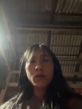 Snapshot of EmLy02 chatting on 03-21-26, 10:31 EmLy02 online show from 03-21-26, 10:31