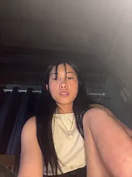 Snapshot of EmLy02 chatting on 04-03-26, 02:15 EmLy02 online show from 04-03-26, 02:15