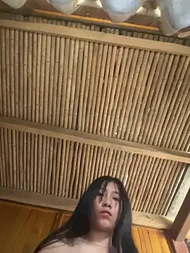 Snapshot of EmLy02 chatting on 04-11-26, 08:40 EmLy02 online show from 04-11-26, 08:40