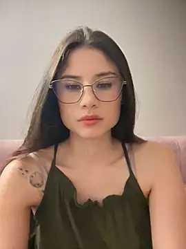 Snapshot of VioletaLorette chatting on 11-08-25, 03:39 VioletaLorette online show from 11-08-25, 03:39