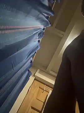 kev0n2389 online show from 10-15-25, 04:51