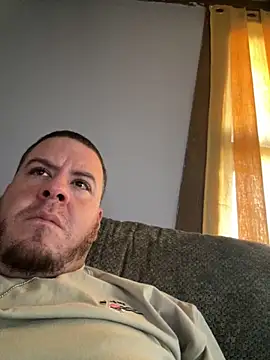 kev0n2389 online show from 11-02-25, 09:50