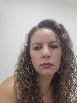 Nina vallon online show from 03-12-26, 12:44