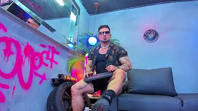 dennis cox1 online show from 09-09-25, 10:20