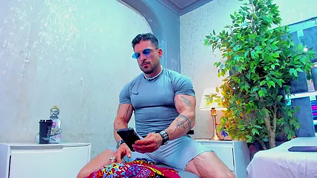 dennis cox1 online show from 09-26-25, 05:44